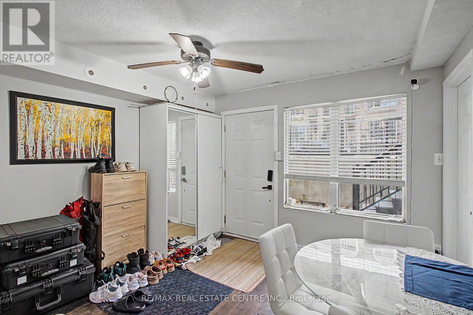 1013 - 85 George Appleton Way, Toronto, Ontario  M3M 0A2 - Photo 6 - W12940016