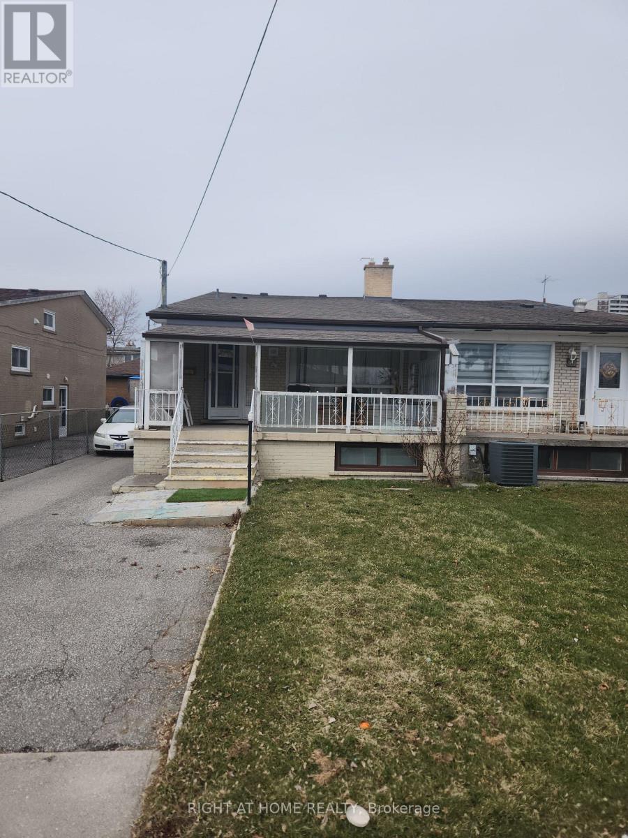 68 Lanyard Road, Toronto, Ontario  M9M 1Y9 - Photo 2 - W12940070