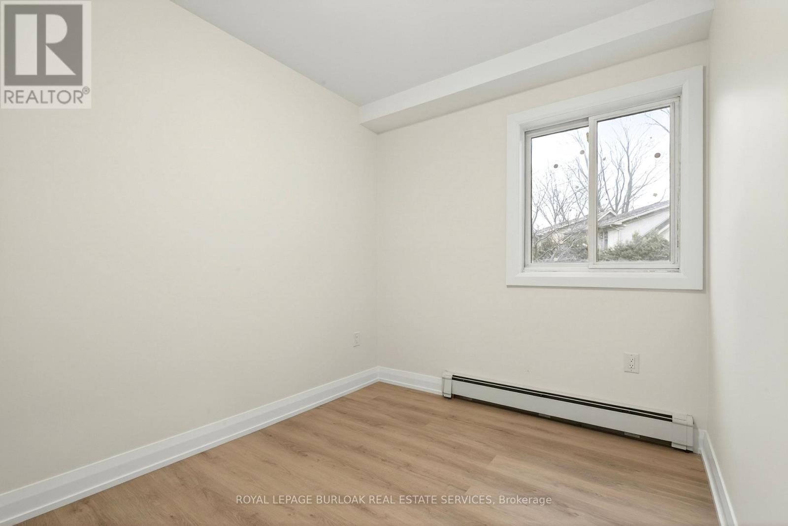 1012 North Shore Boulevard E, Burlington, Ontario  L7T 1X7 - Photo 15 - W12940140