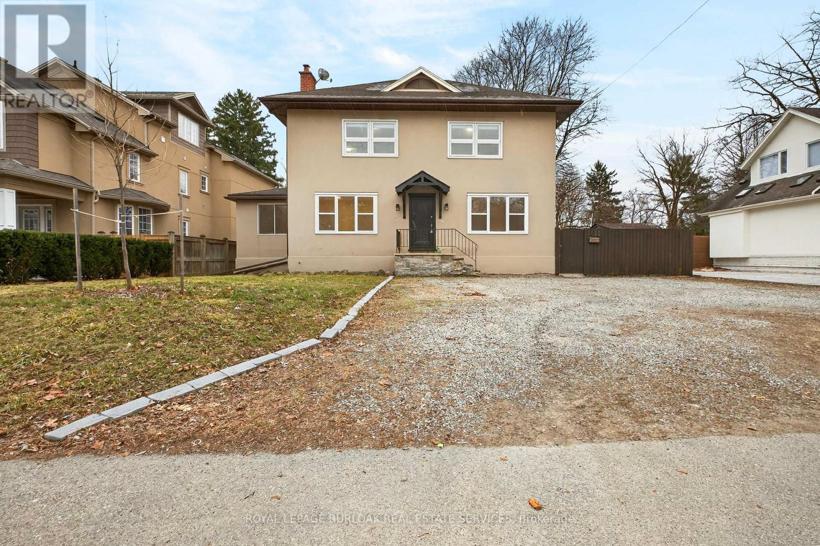 1012 North Shore Boulevard E, Burlington, Ontario  L7T 1X7 - Photo 2 - W12940140