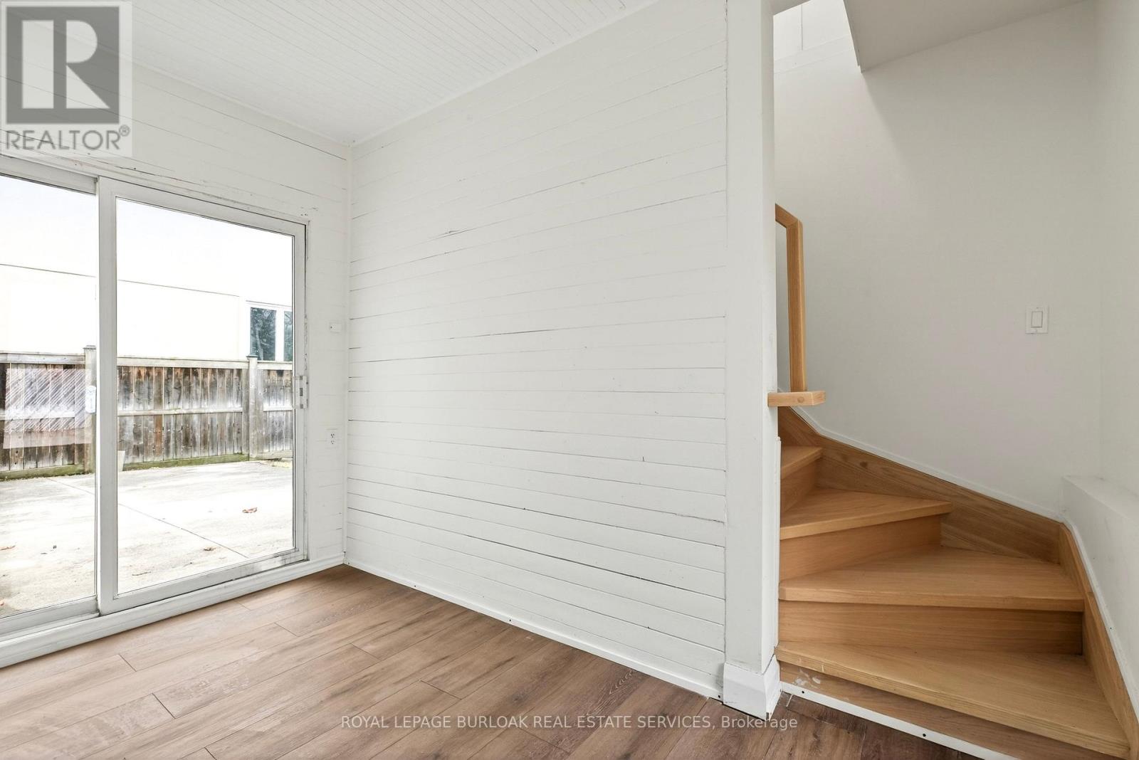 1012 North Shore Boulevard E, Burlington, Ontario  L7T 1X7 - Photo 23 - W12940140