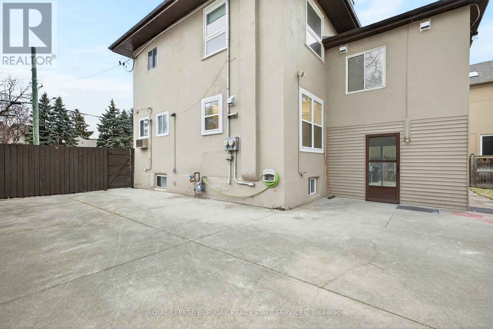 1012 North Shore Boulevard E, Burlington, Ontario  L7T 1X7 - Photo 40 - W12940140