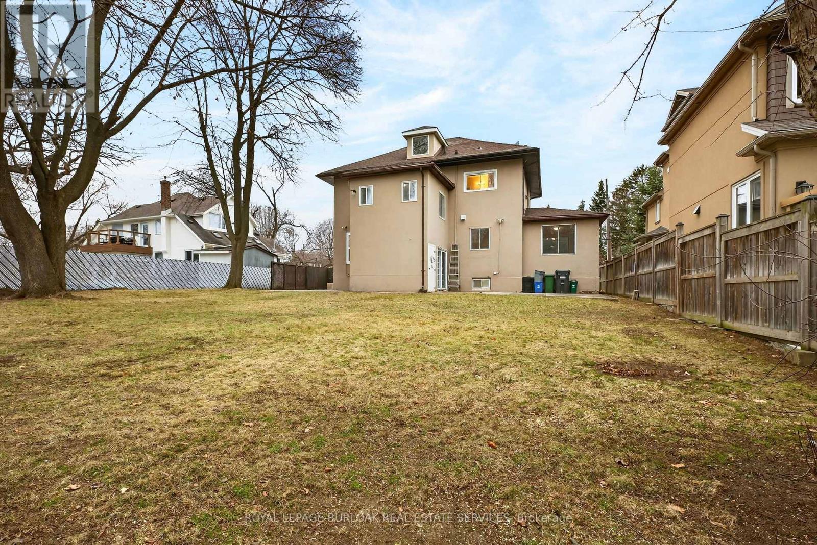 1012 North Shore Boulevard E, Burlington, Ontario  L7T 1X7 - Photo 43 - W12940140