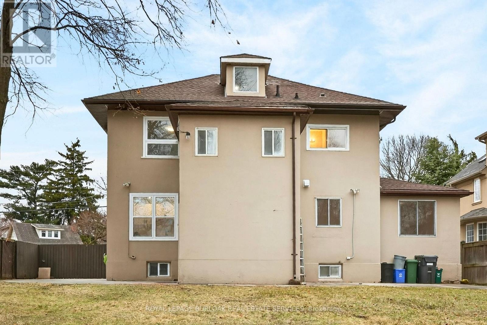 1012 North Shore Boulevard E, Burlington, Ontario  L7T 1X7 - Photo 44 - W12940140
