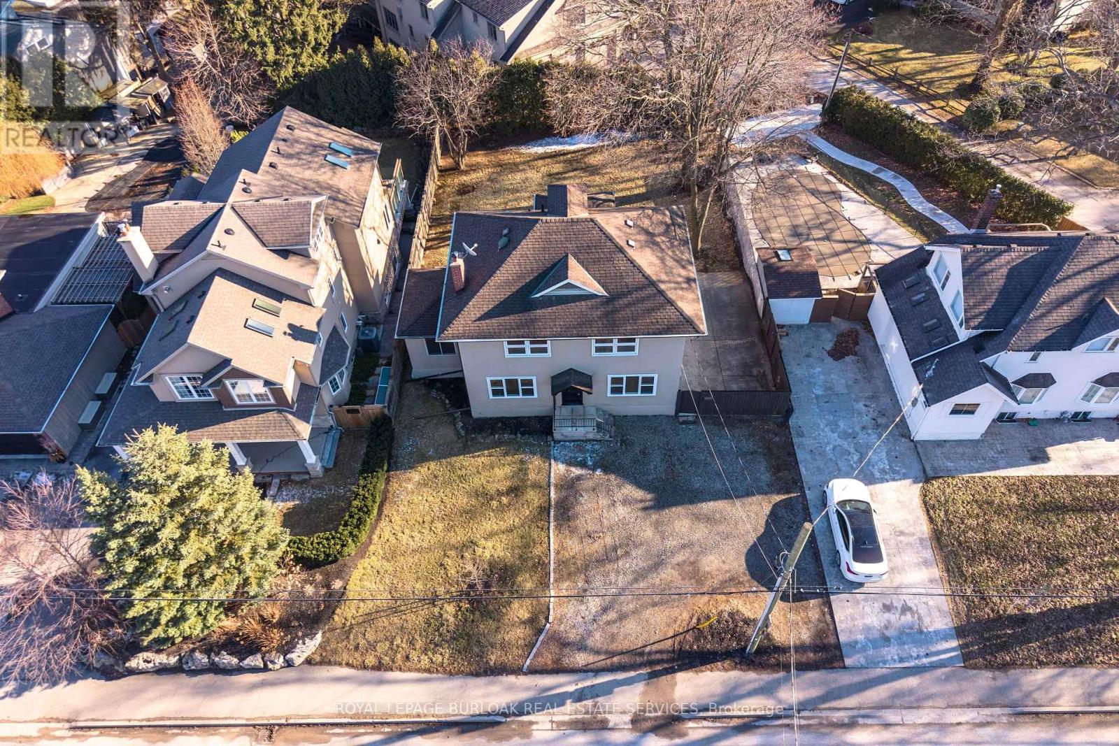 1012 North Shore Boulevard E, Burlington, Ontario  L7T 1X7 - Photo 46 - W12940140