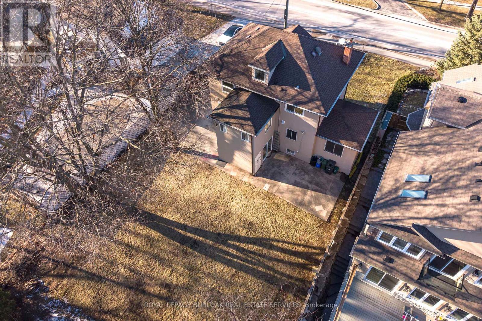 1012 North Shore Boulevard E, Burlington, Ontario  L7T 1X7 - Photo 48 - W12940140