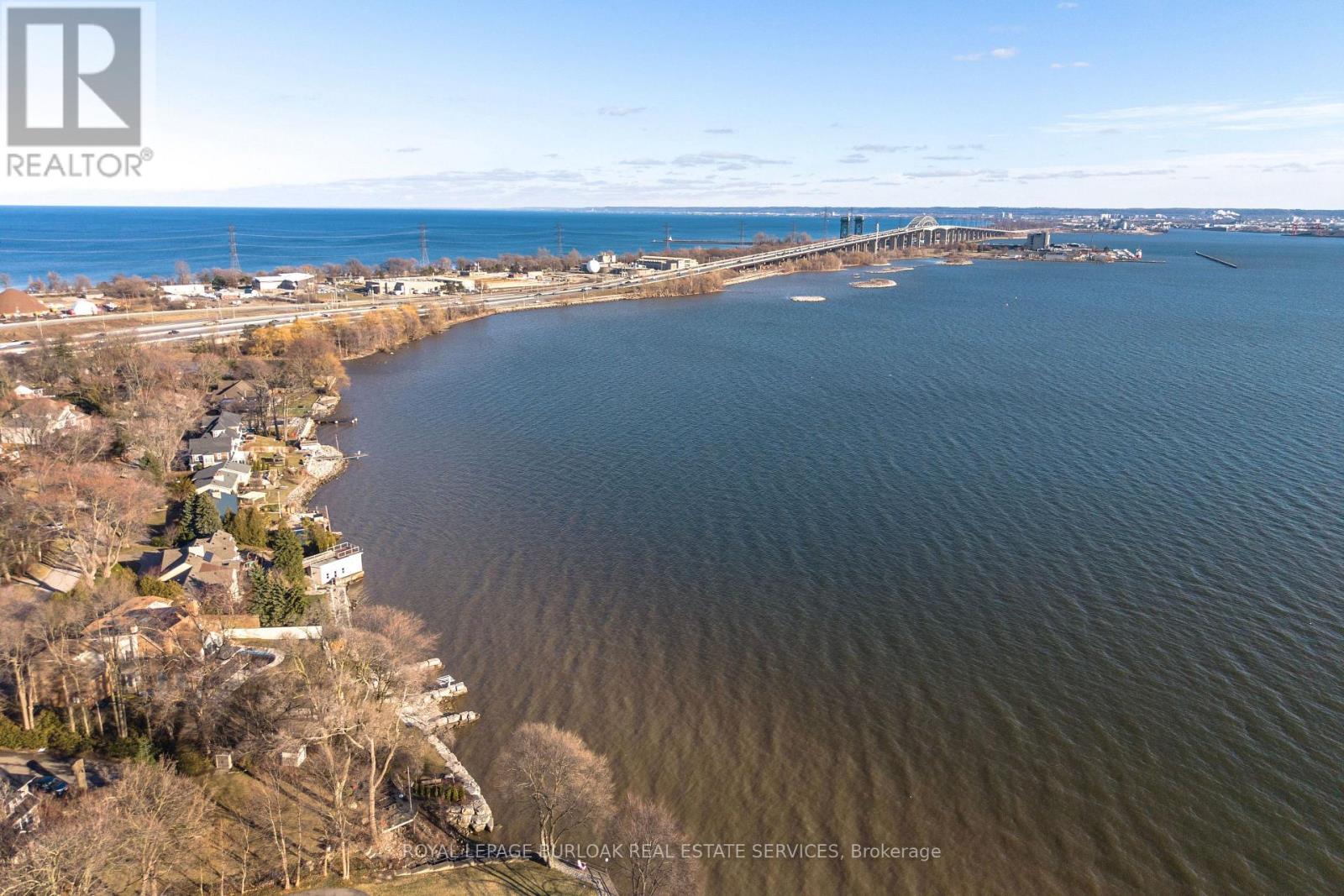 1012 North Shore Boulevard E, Burlington, Ontario  L7T 1X7 - Photo 50 - W12940140