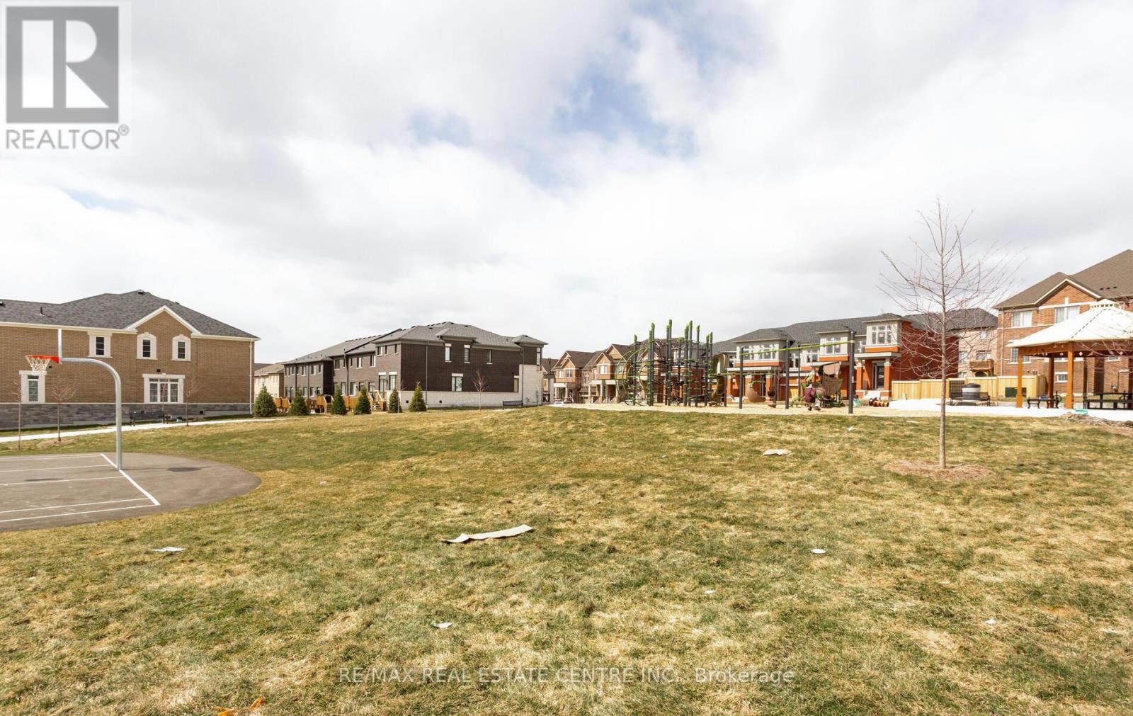 988 Grosbeak Trail, Pickering, Ontario  L1X 0P6 - Photo 49 - E12938058