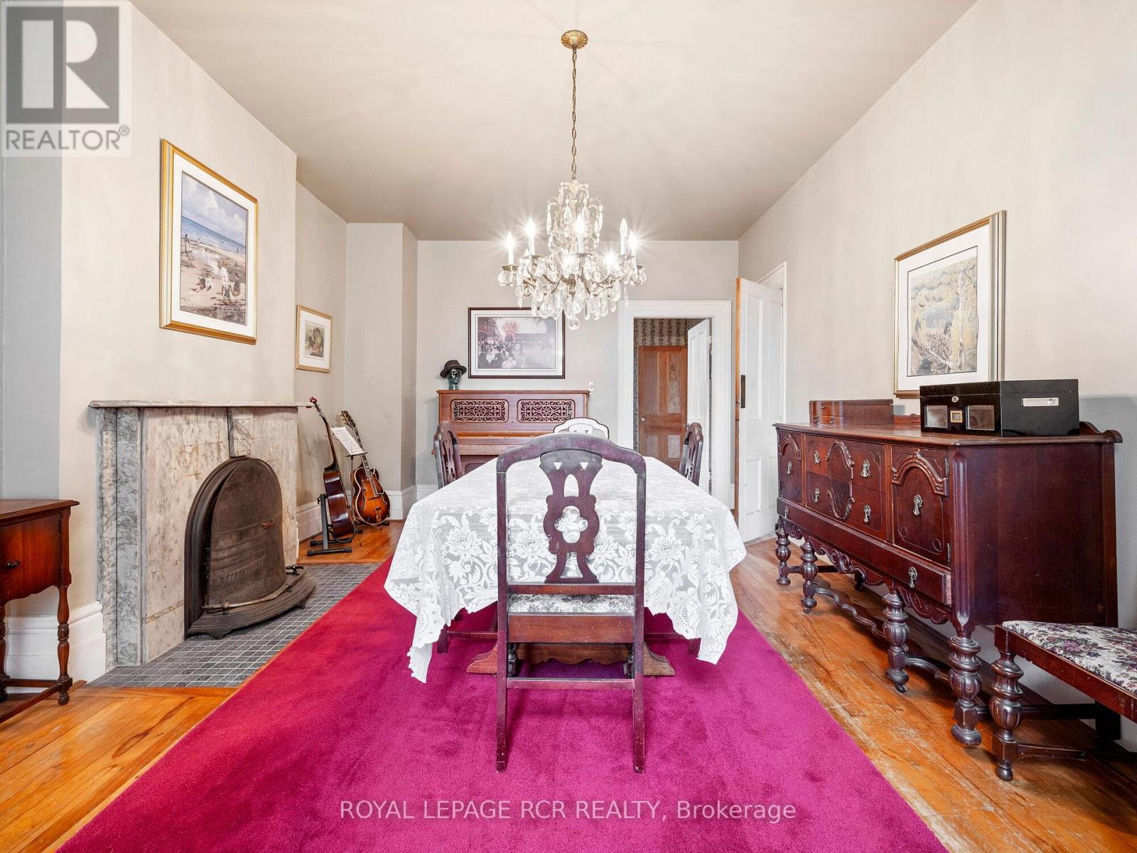 11 Third Avenue, Orangeville, Ontario  L9W 1G8 - Photo 12 - W12473320