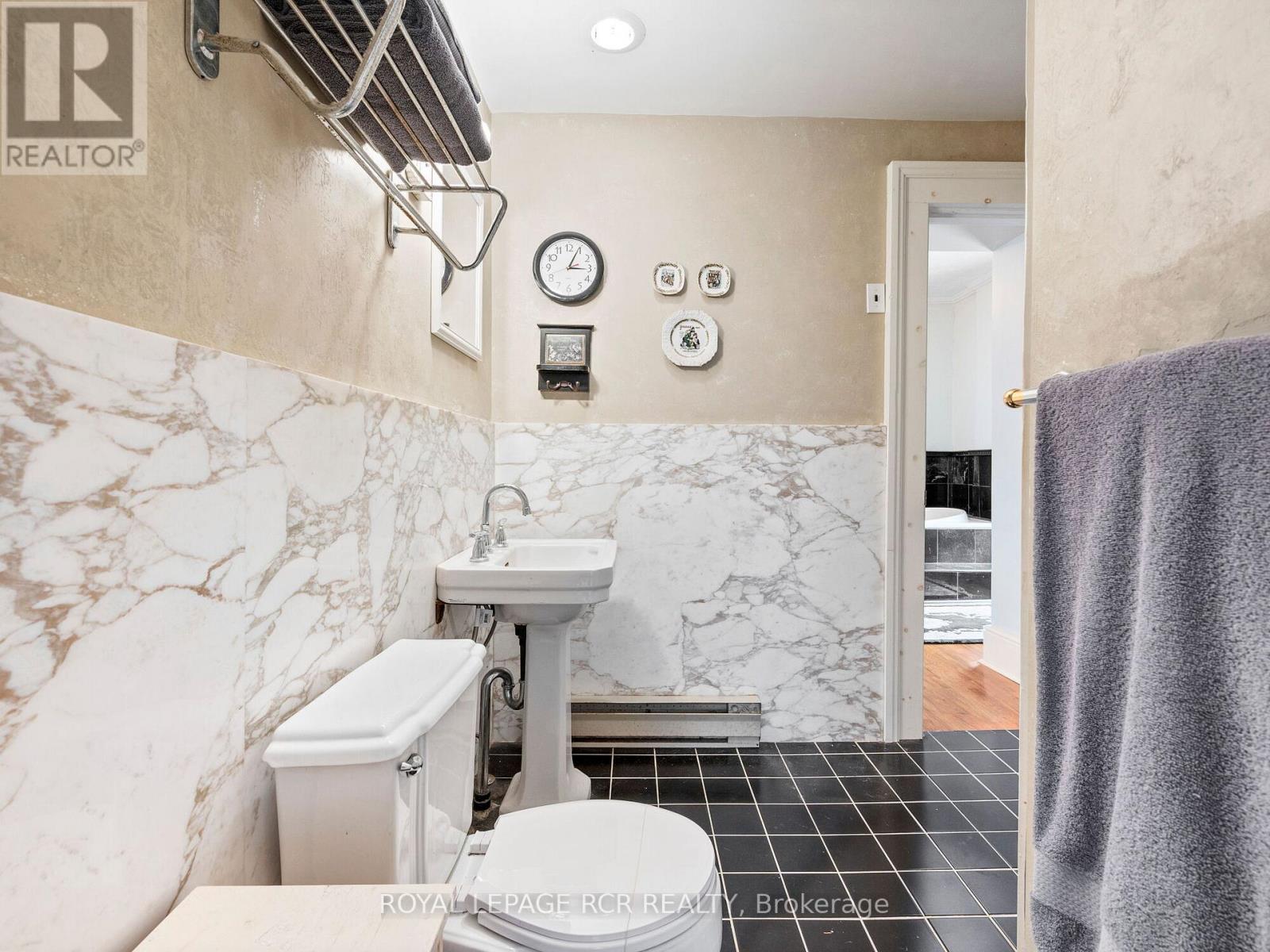 11 Third Avenue, Orangeville, Ontario  L9W 1G8 - Photo 24 - W12473320