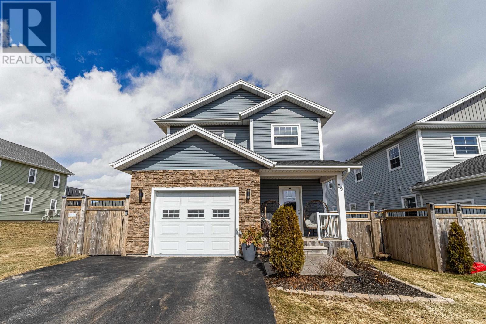 29 Hanmac Drive, Charlottetown, Prince Edward Island  C1C 0V9 - Photo 1 - 202605917