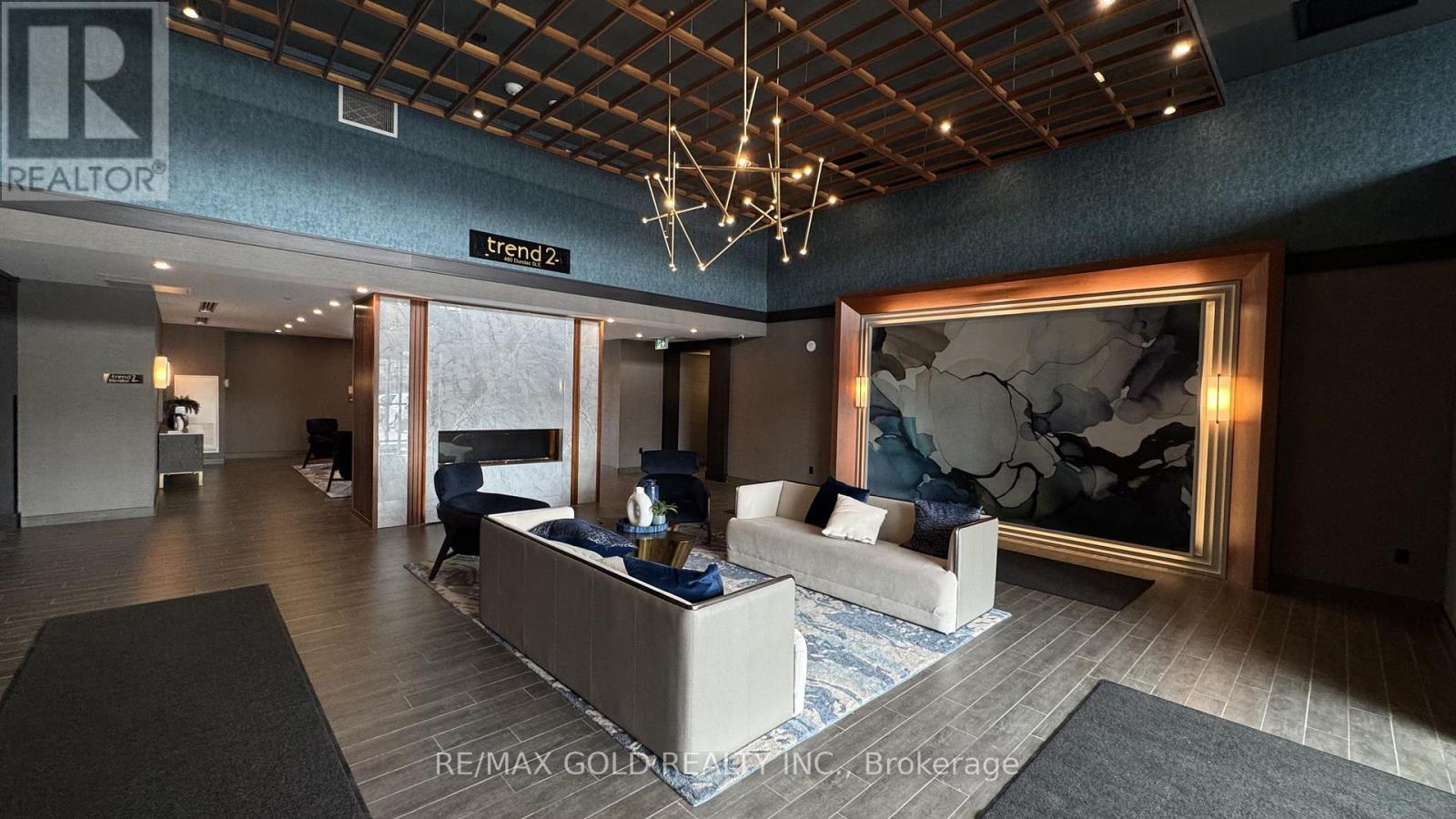 404 - 460 Dundas Street E, Hamilton, Ontario  L8B 2A5 - Photo 2 - X12939938