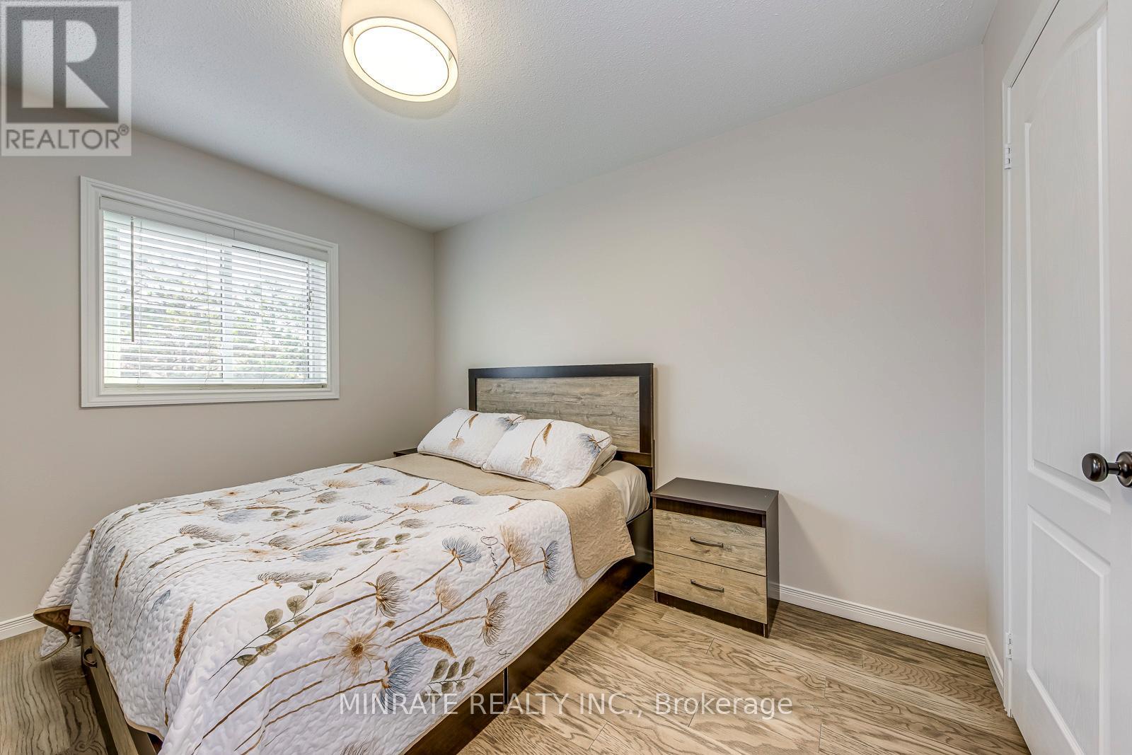 129 Harnesworth Crescent, Hamilton, Ontario  L8B 0J5 - Photo 16 - X12939942