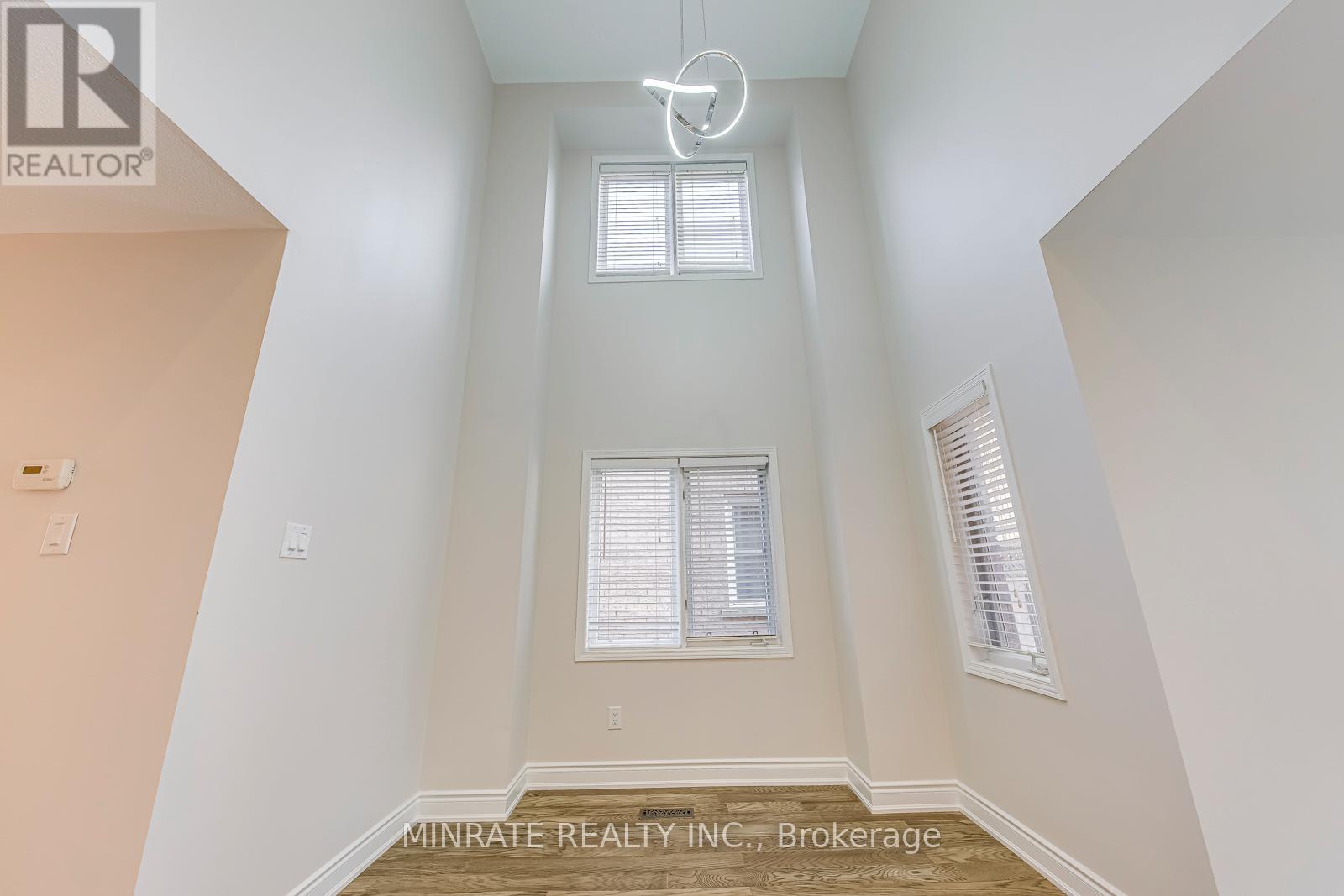 129 Harnesworth Crescent, Hamilton, Ontario  L8B 0J5 - Photo 5 - X12939942