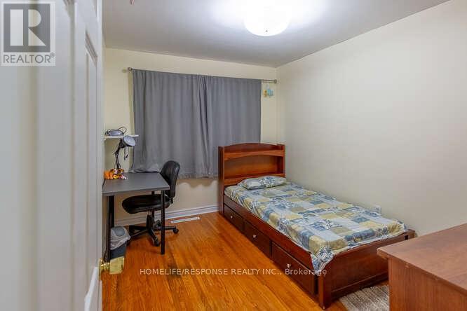 35 Parkdale Drive, Thorold, Ontario  L2V 2N5 - Photo 10 - X12940000