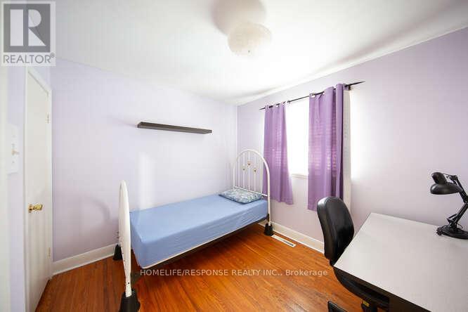 35 Parkdale Drive, Thorold, Ontario  L2V 2N5 - Photo 11 - X12940000