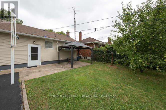 35 Parkdale Drive, Thorold, Ontario  L2V 2N5 - Photo 35 - X12940000