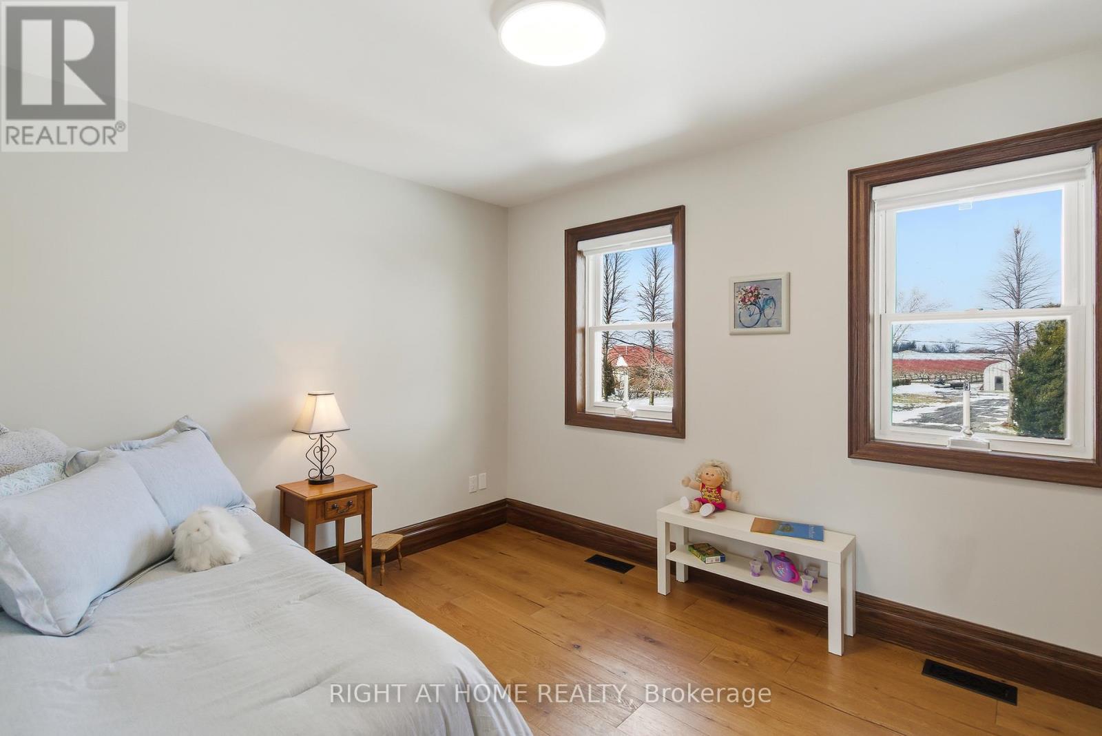 43 Scott Street, Niagara-On-The-Lake, Ontario  L0S 1J0 - Photo 20 - X12940010