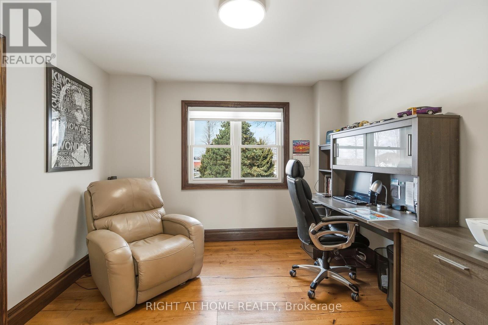 43 Scott Street, Niagara-On-The-Lake, Ontario  L0S 1J0 - Photo 21 - X12940010