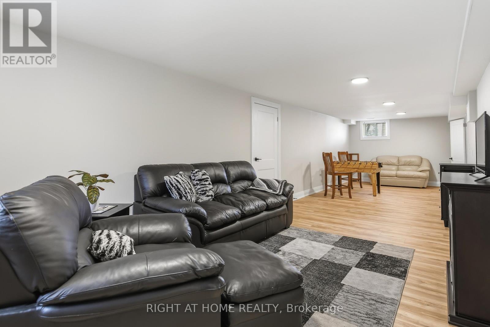 43 Scott Street, Niagara-On-The-Lake, Ontario  L0S 1J0 - Photo 29 - X12940010