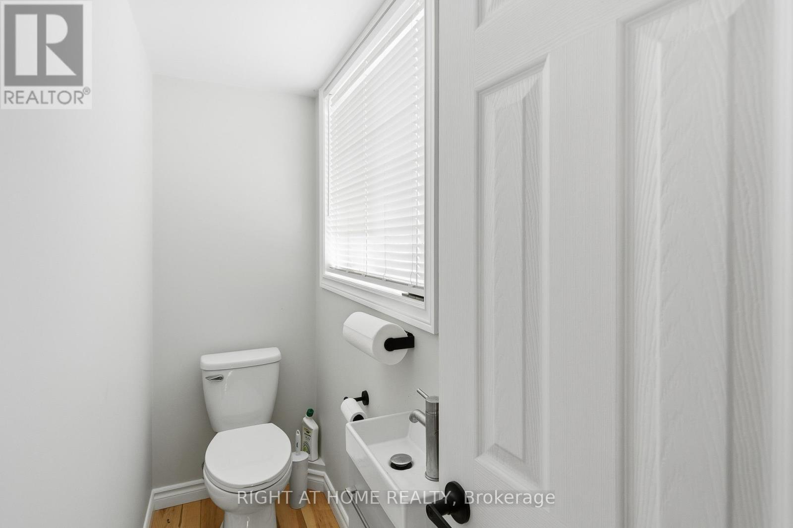 43 Scott Street, Niagara-On-The-Lake, Ontario  L0S 1J0 - Photo 35 - X12940010