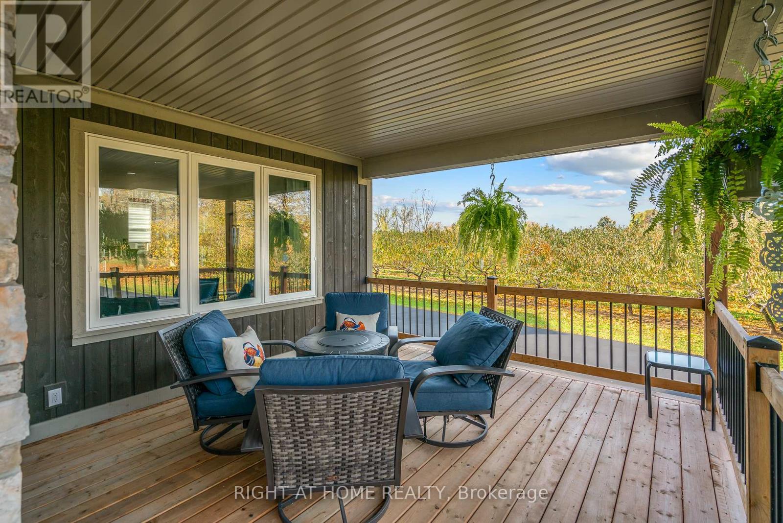 43 Scott Street, Niagara-On-The-Lake, Ontario  L0S 1J0 - Photo 5 - X12940010