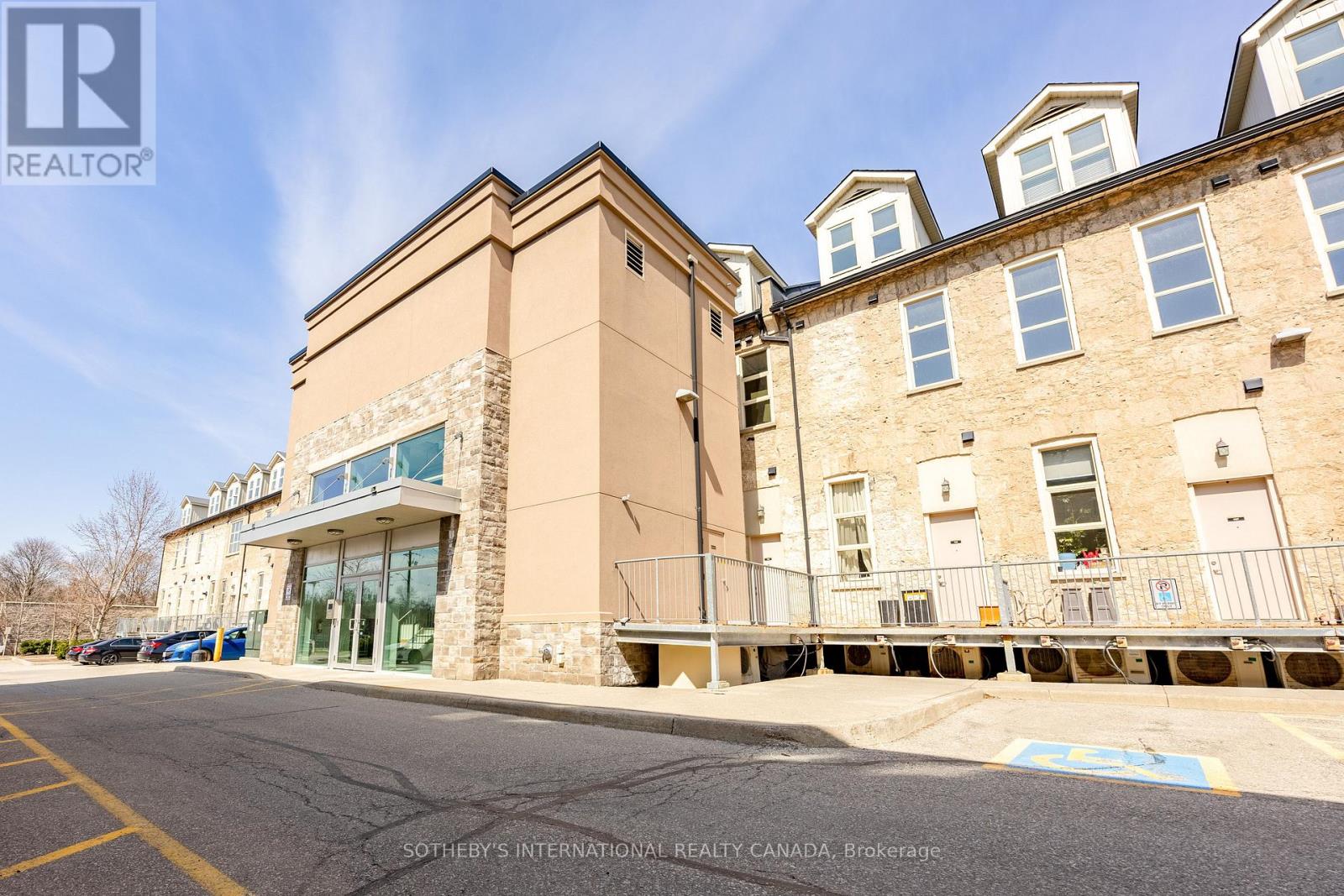 215 - 25 Concession Street, Cambridge, Ontario  N1R 2G6 - Photo 4 - X12940108