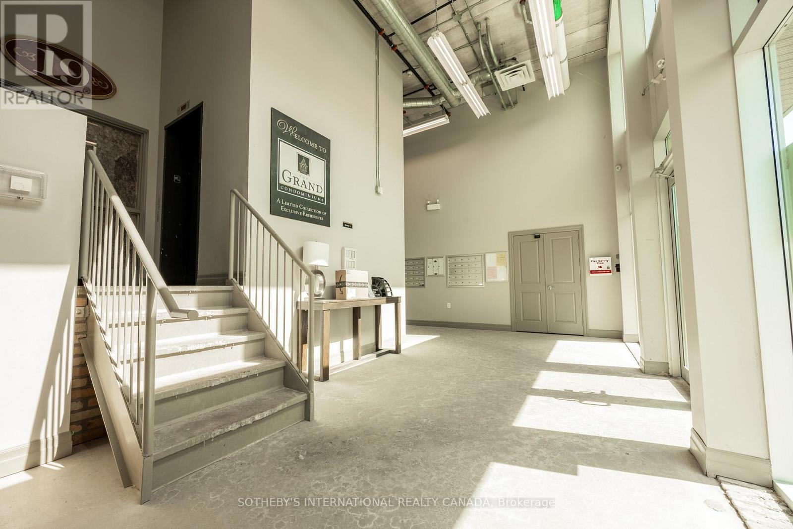 215 - 25 Concession Street, Cambridge, Ontario  N1R 2G6 - Photo 5 - X12940108