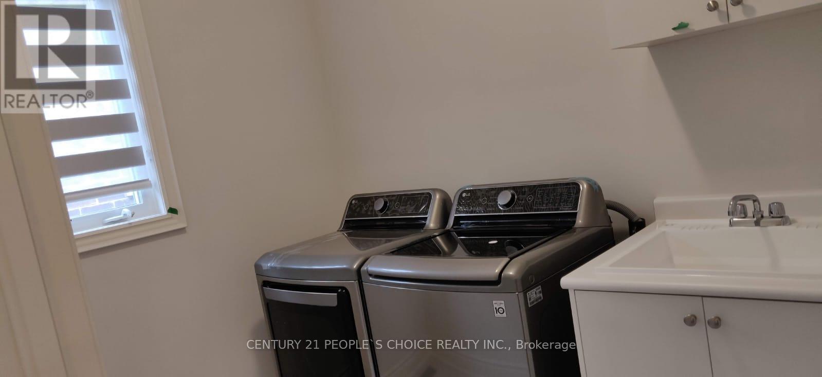 30 Cattail Crescent N, Hamilton, Ontario L0R 2H7 - Photo 6 - X12940136