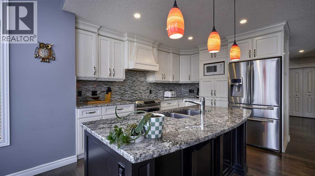 139 Coopers Close Sw, Airdrie, Alberta  T4B 2X1 - Photo 9 - A2297790