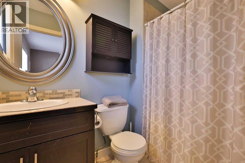 320 S 200 W, Raymond, Alberta  T0K 2S0 - Photo 40 - A2296274