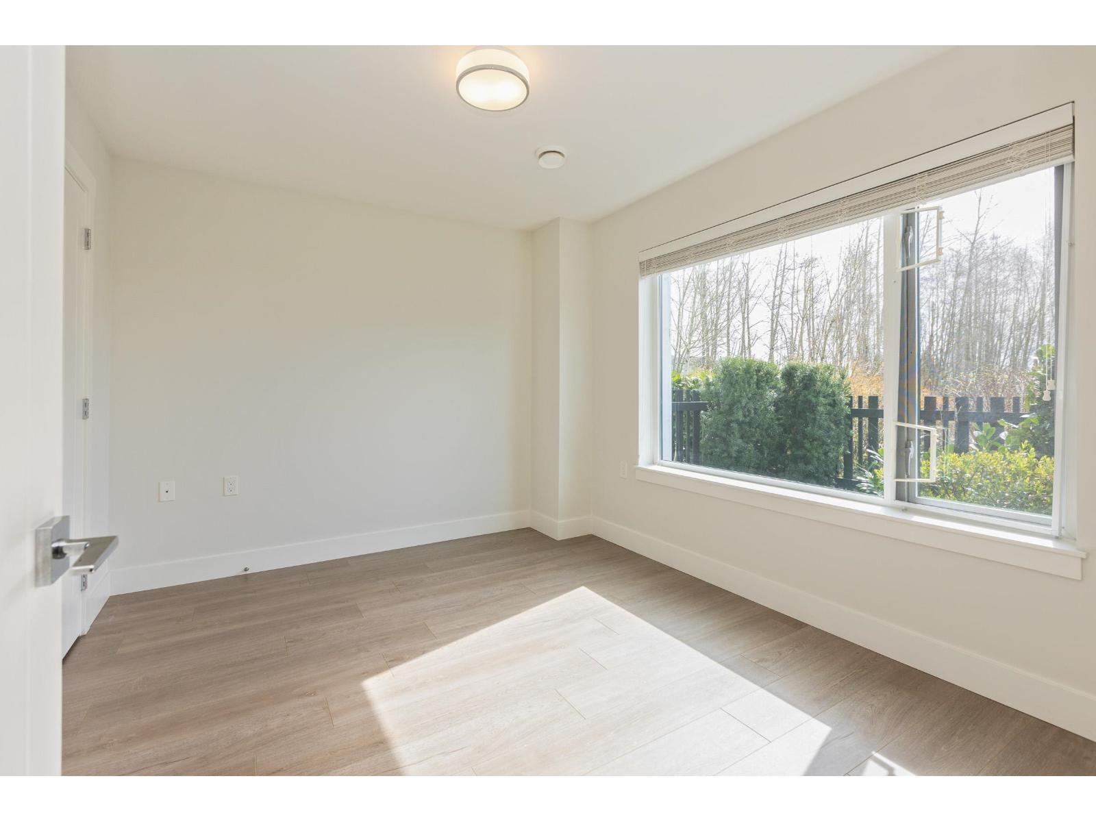 232 2218 Oak Meadows Drive, Surrey, British Columbia V3Z 0W6 - Photo 8 - R3105320