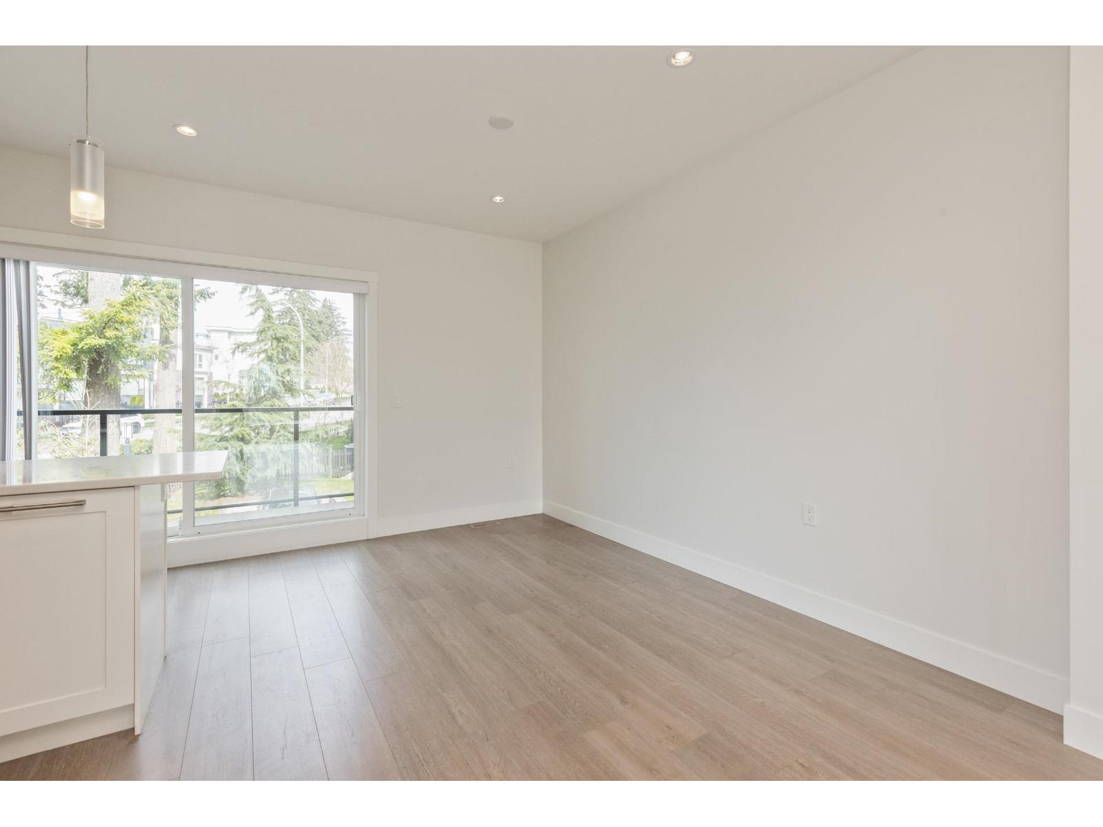 232 2218 Oak Meadows Drive, Surrey, British Columbia V3Z 0W6 - Photo 13 - R3105320