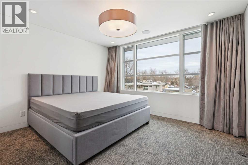 530 Crescent Road NW, Calgary, Alberta  T2M 4A5 - Photo 36 - A2281135