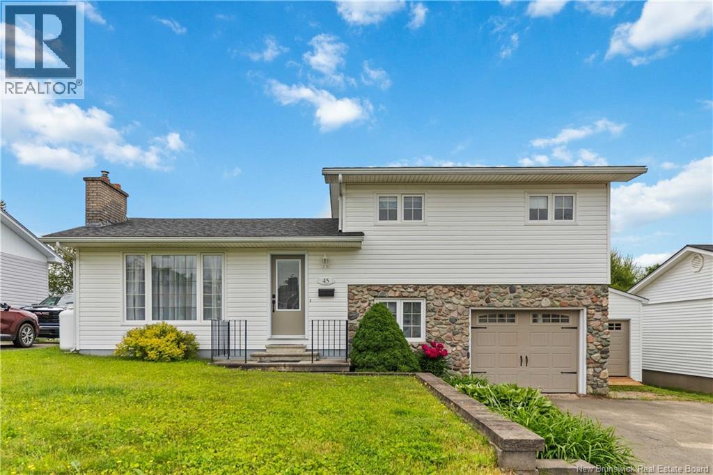 45 Bolton Street, Moncton, New Brunswick  E1E 2H5 - Photo 1 - NB136233