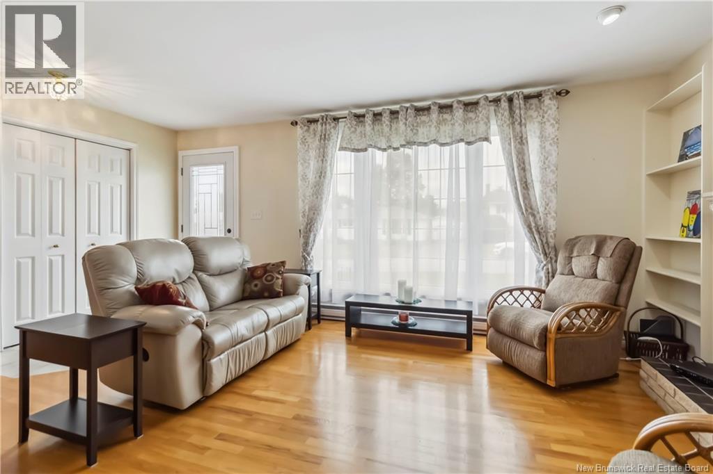 45 Bolton Street, Moncton, New Brunswick  E1E 2H5 - Photo 7 - NB136233