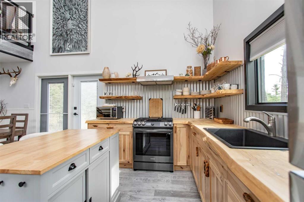 1254 Tamarack Trail, Nordegg, Alberta  T0M 0C6 - Photo 12 - A2295673