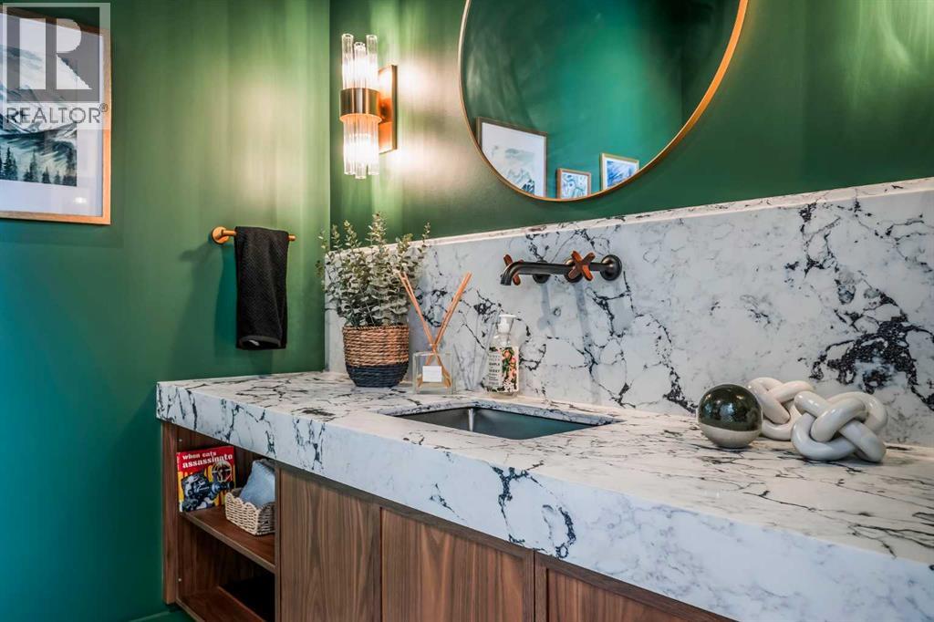 1608 49 Avenue SW, Calgary, Alberta  T2T 2T7 - Photo 18 - A2293581