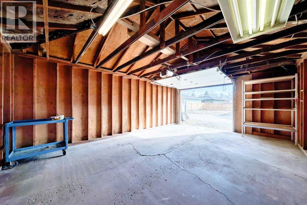 2231 Crestwood Road SE, Calgary, Alberta  T2C 0C7 - Photo 40 - A2295994