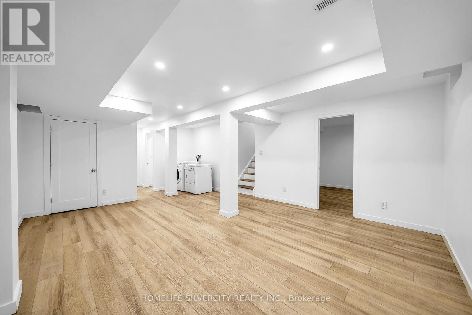 173 Rizal Avenue, Markham, Ontario  L6B 0E7 - Photo 15 - N12867260