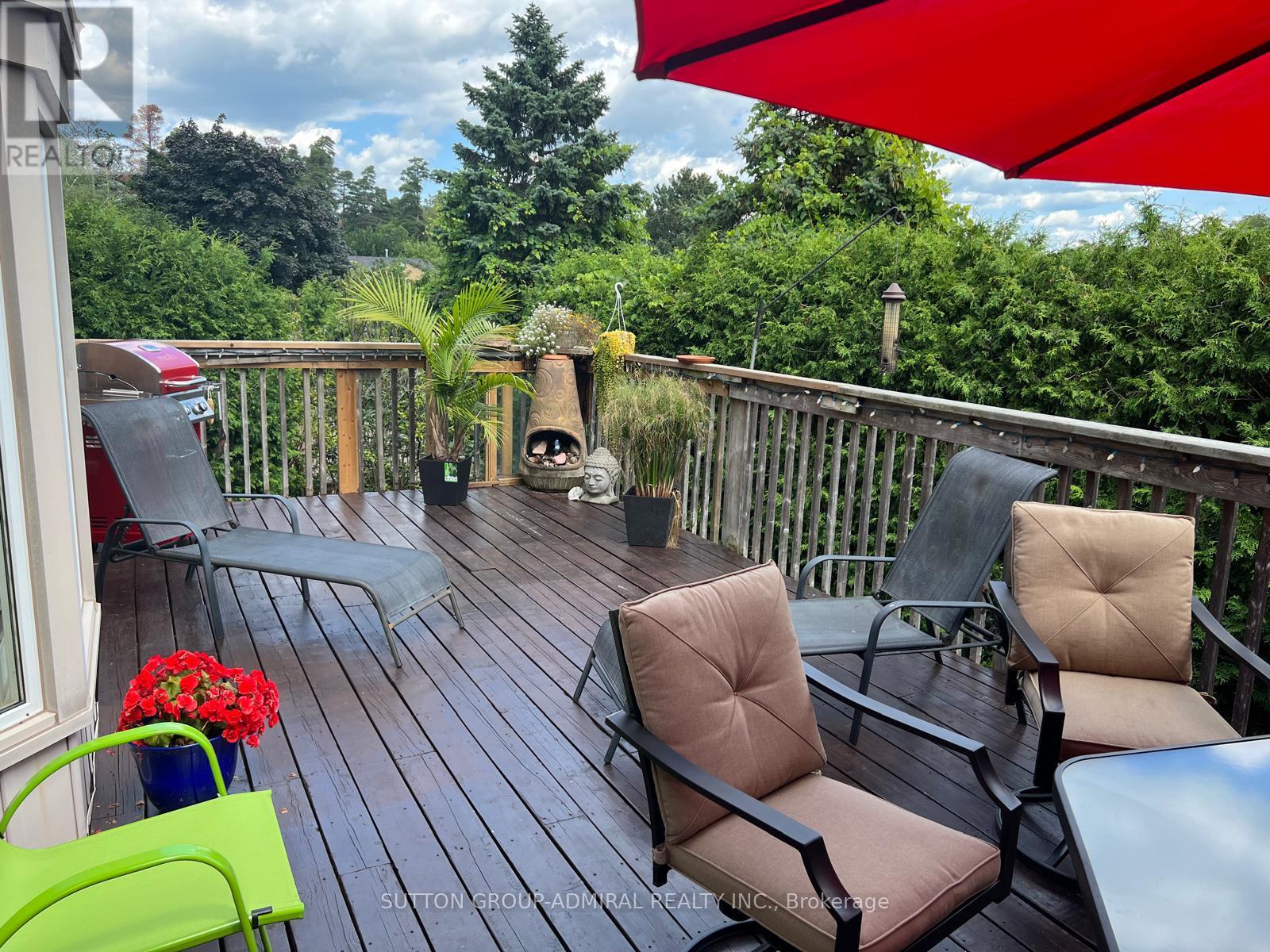 27 Dawson Crescent, Aurora, Ontario  L4G 4T7 - Photo 26 - N12936128