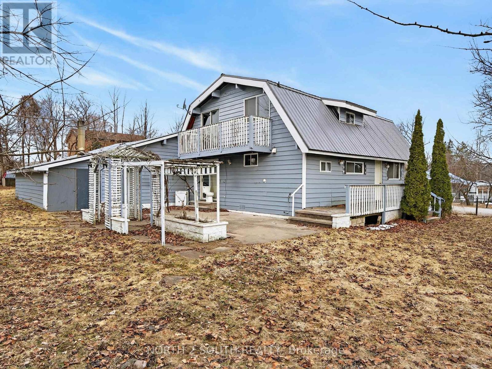 13 Bayview Avenue, Wasaga Beach, Ontario  L9Z 2Y6 - Photo 7 - S12934326