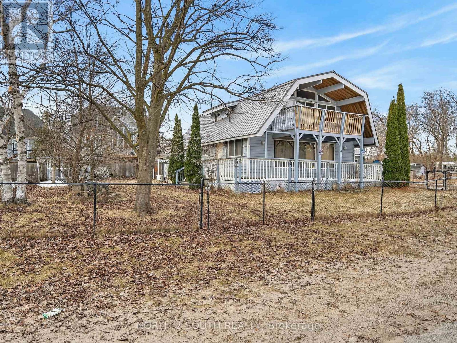 13 Bayview Avenue, Wasaga Beach, Ontario  L9Z 2Y6 - Photo 3 - S12934326