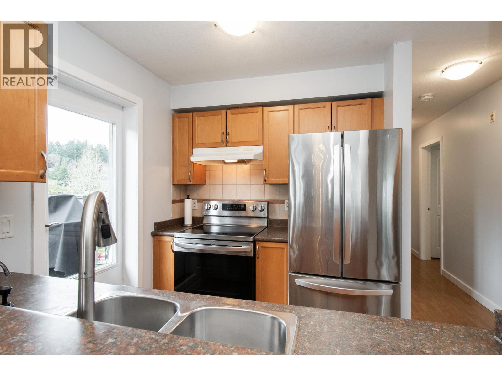 401 1629 Garden Avenue, North Vancouver, British Columbia  V7P 3A6 - Photo 7 - R3105269