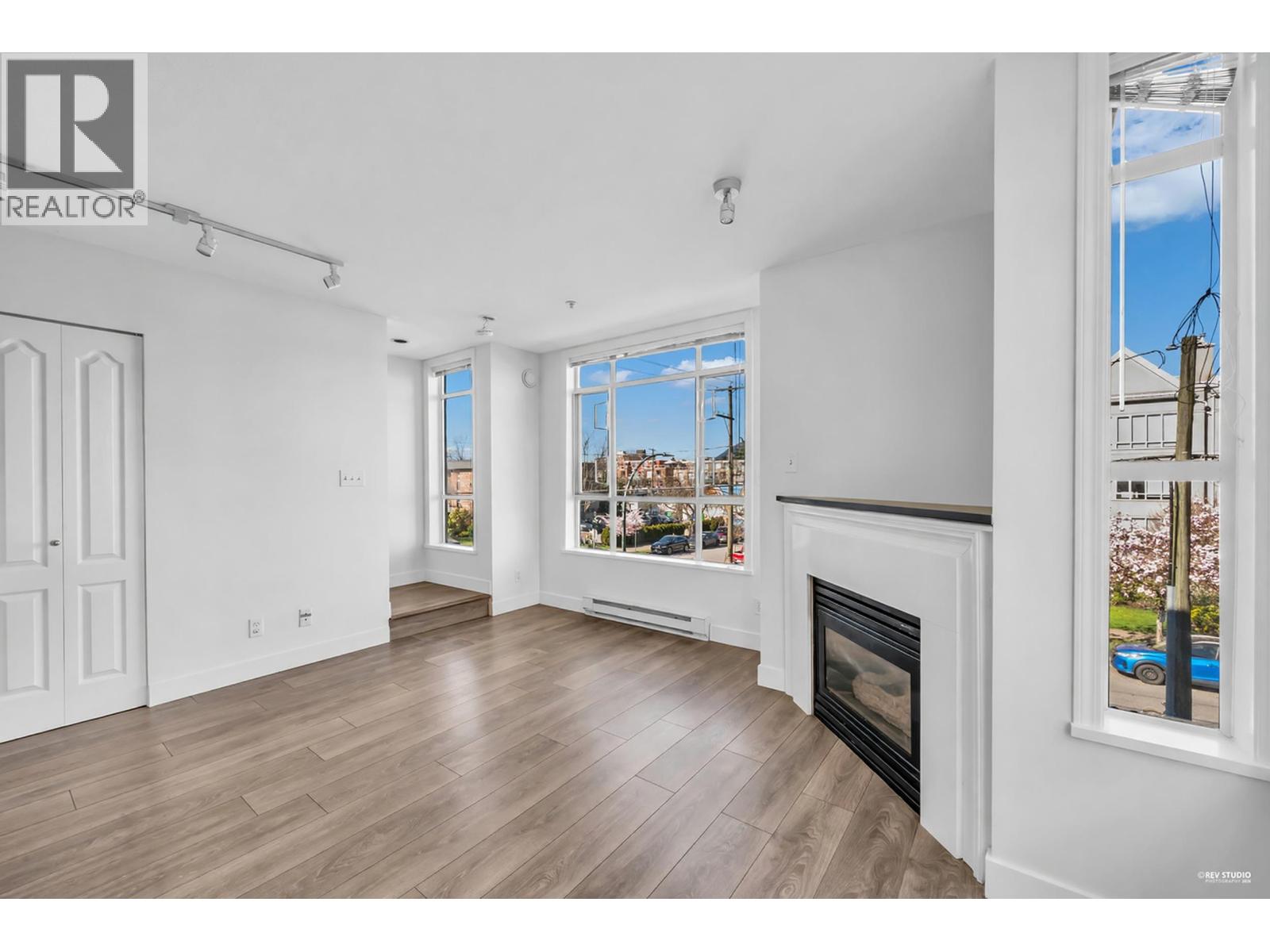 206 2190 W 5th Avenue, Vancouver, British Columbia  V6K 1S2 - Photo 10 - R3105289