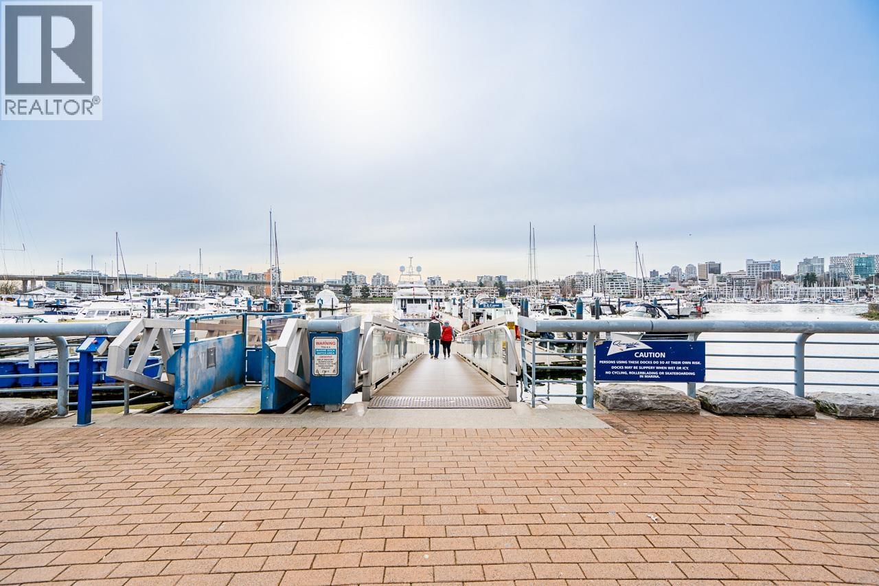 D7 1088 Marinaside Crescent, Vancouver, British Columbia  V6Z 3C4 - Photo 17 - R3105290