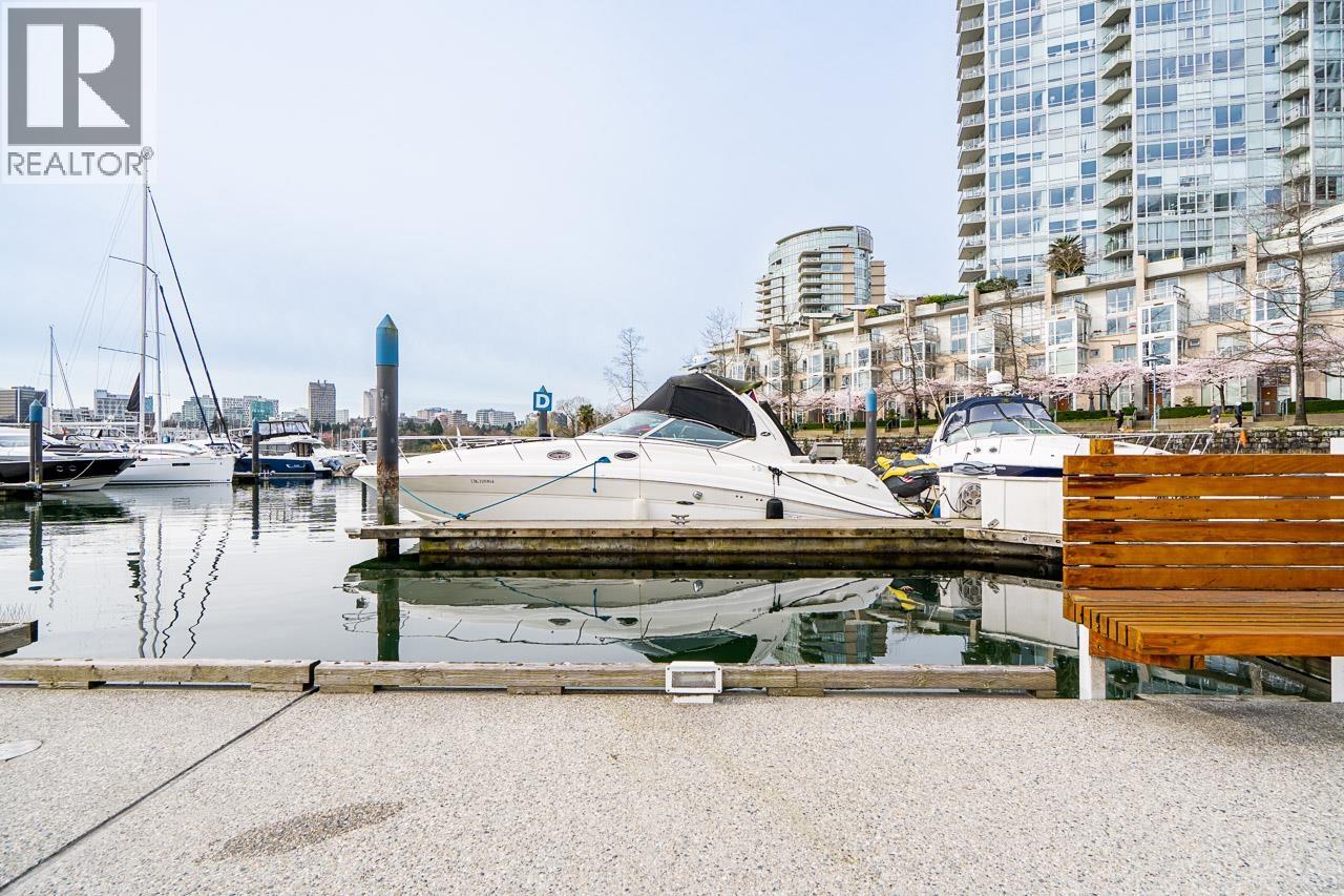 D7 1088 Marinaside Crescent, Vancouver, British Columbia  V6Z 3C4 - Photo 21 - R3105290