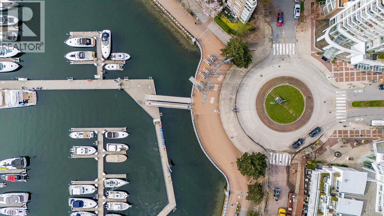 D7 1088 Marinaside Crescent, Vancouver, British Columbia  V6Z 3C4 - Photo 9 - R3105290