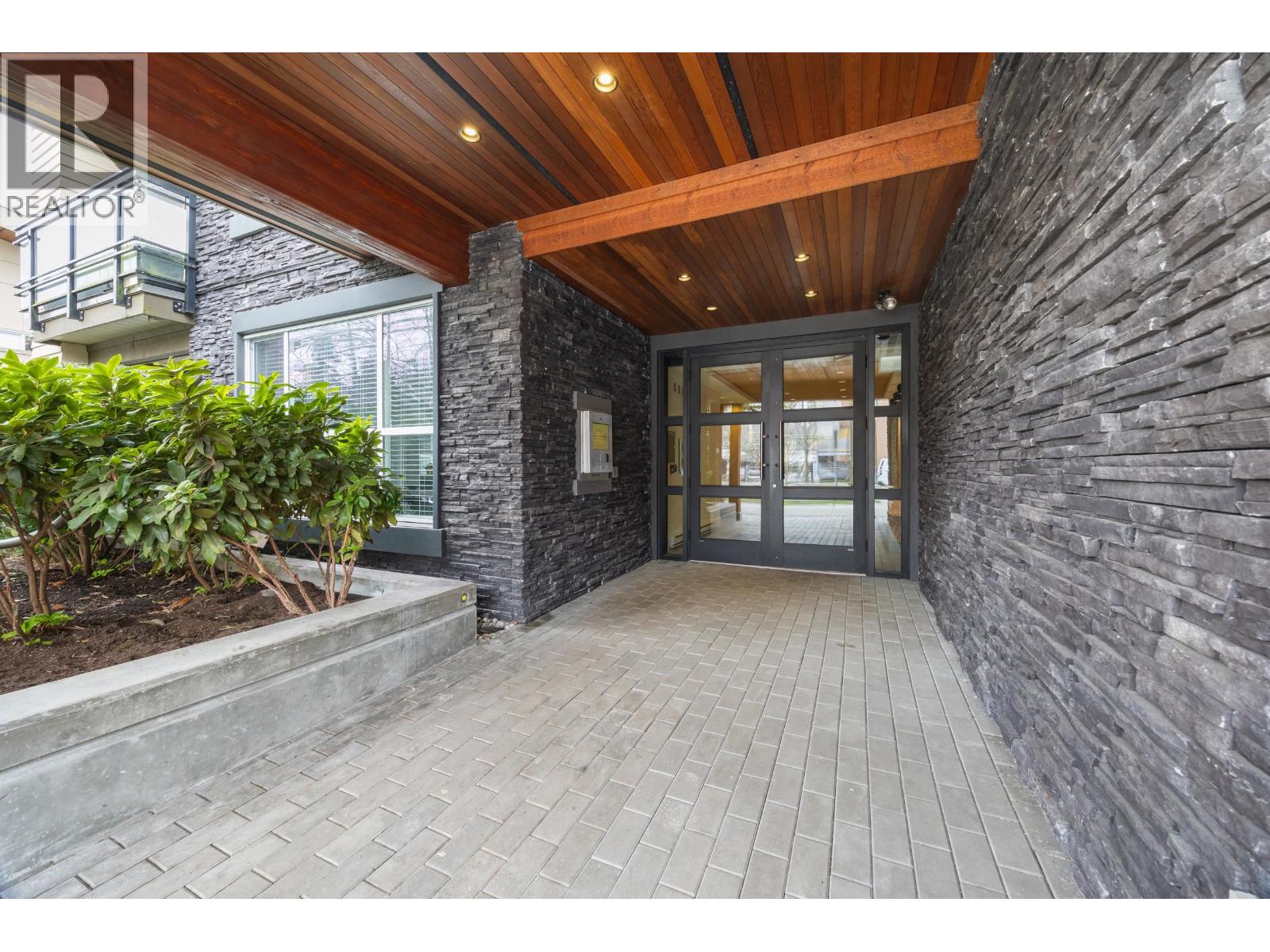 316 3205 Mountain Highway, North Vancouver, British Columbia  V7K 0A3 - Photo 5 - R3105291