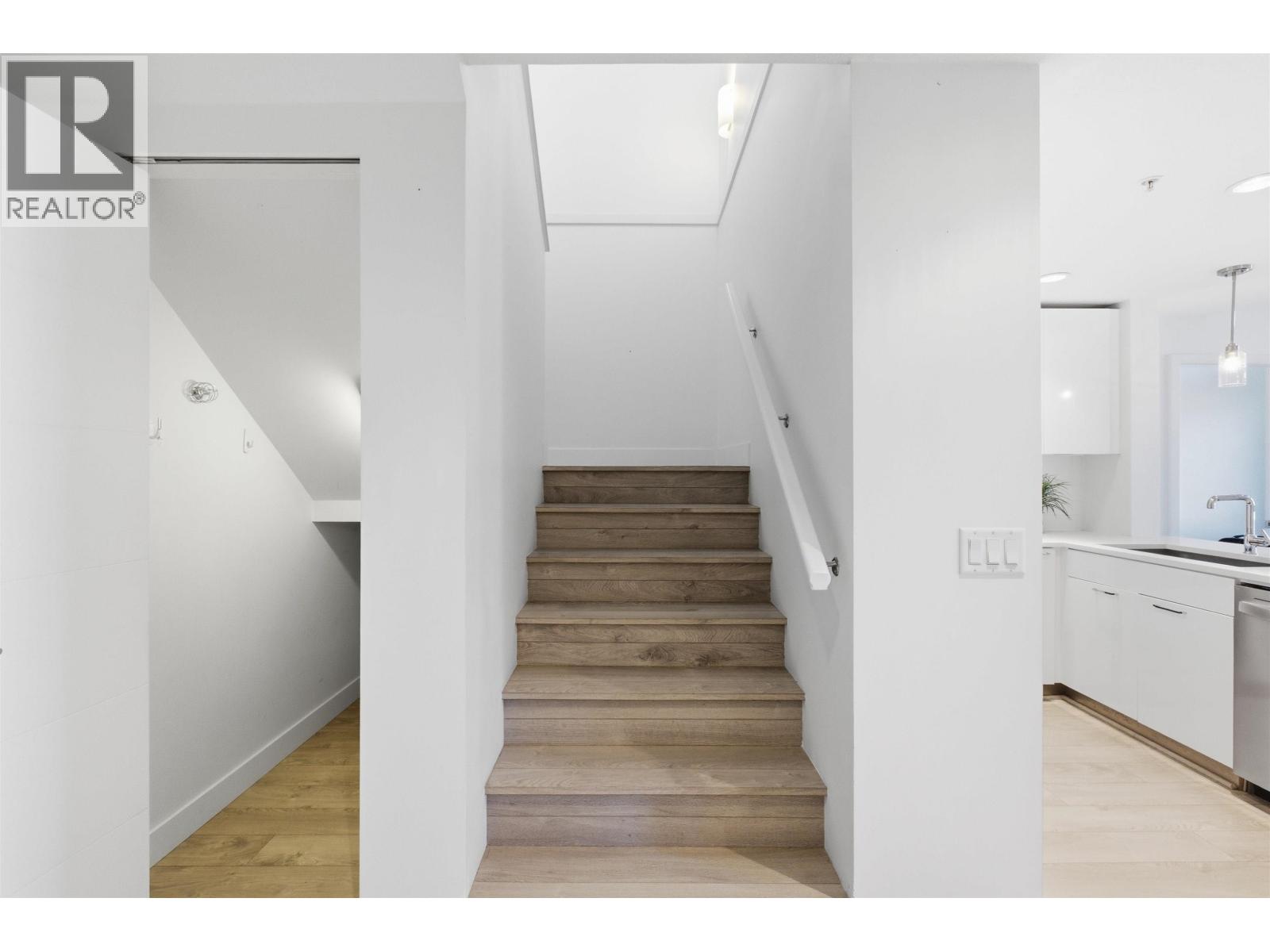 605 719 W 3rd Street, North Vancouver, British Columbia  V7M 0E7 - Photo 17 - R3105297